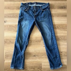 Hollister Slim Straight Dark Wash Jeans - Men’s Size 30x32- EUC